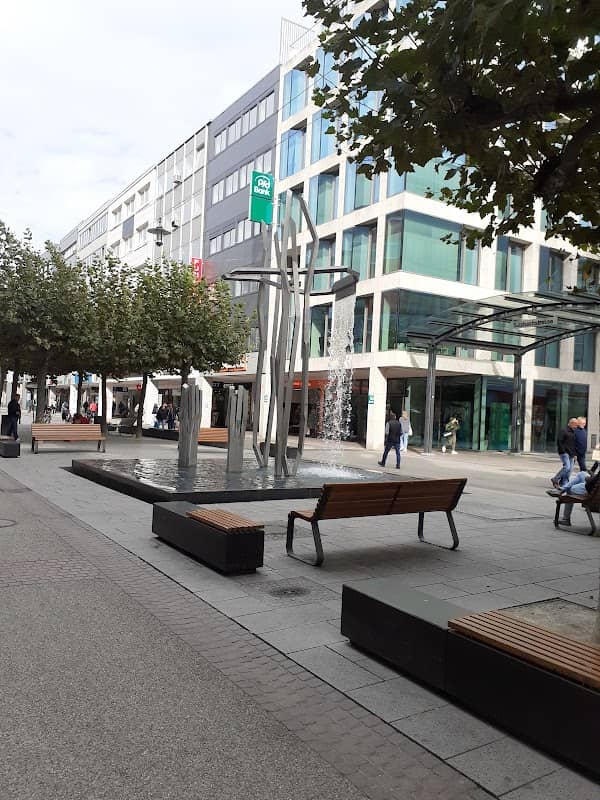 Brunnen in der Bahnhofstraße SB - Image 1