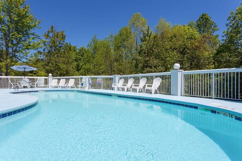 Holiday Inn Express & Suites Mebane by IHG - Image 3