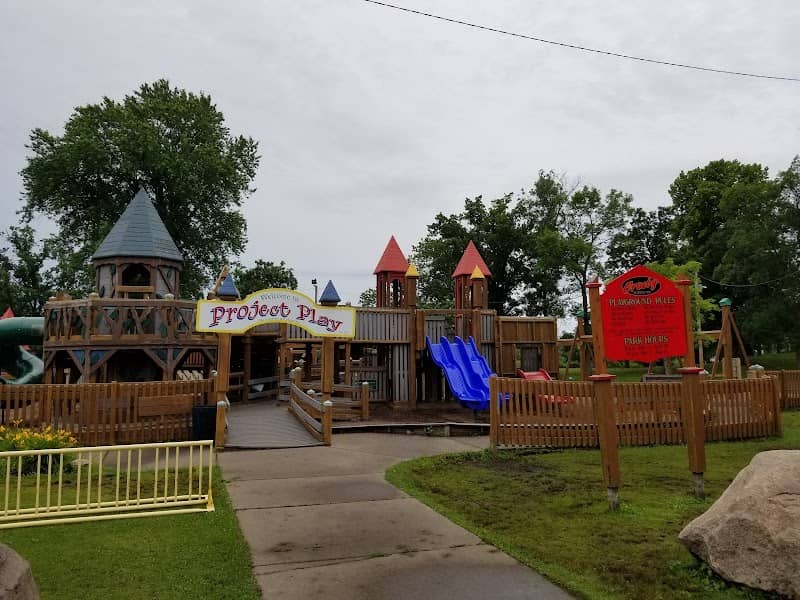 Crosby Memorial Park - Image 2