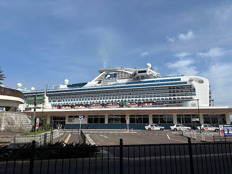 Wakamatsu Wharf Quay - Image 1