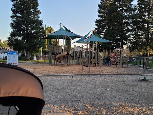 Stonegate Park - Image 1