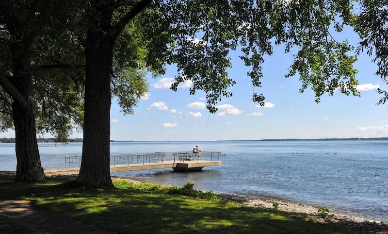 Finkle's Shore Park - Image 1