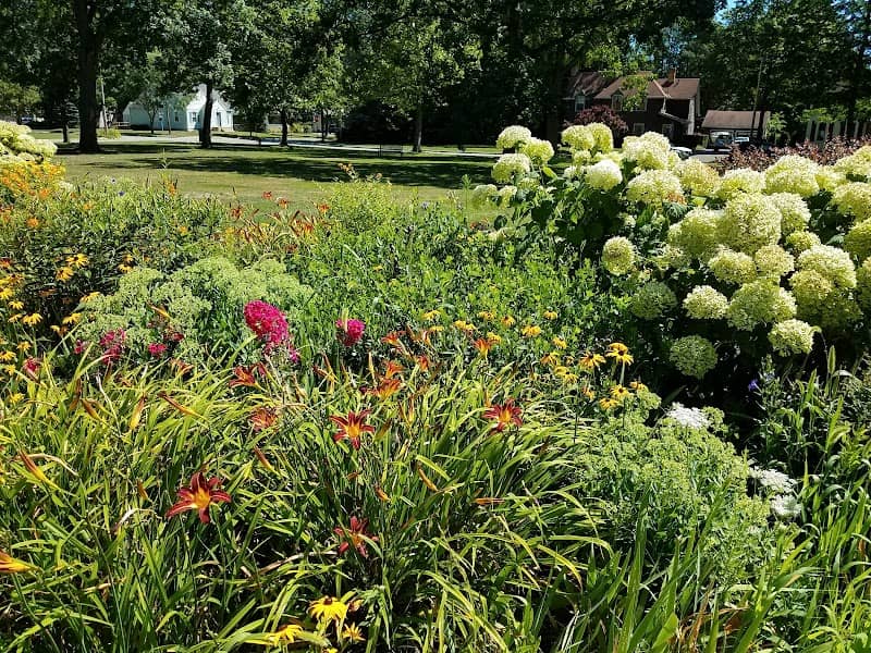 Bowman Memorial Park - Image 2