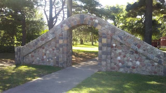 Gregory Park - Image 1