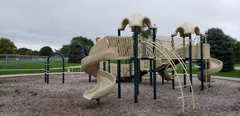 Goldie Beck Park - Image 1