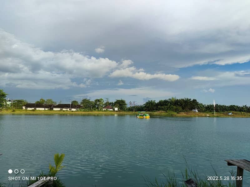 Danau Hoce & Cafe - Image 2