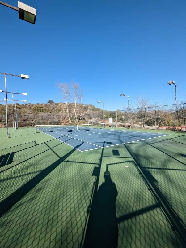 Oakmont View Park - Image 2