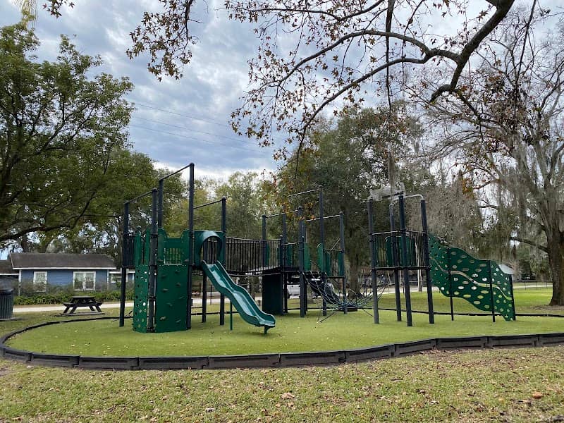 Veterans' park - Image 3
