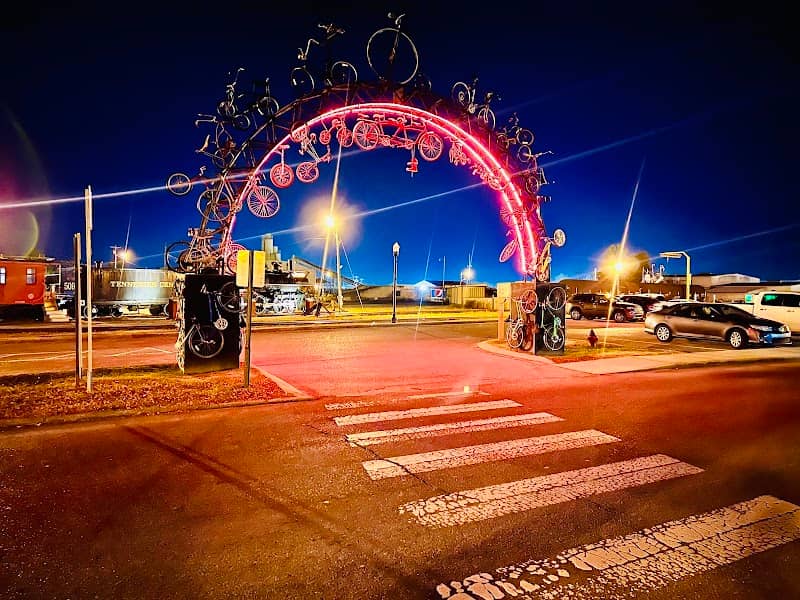 Spokes Sculpture - Image 2