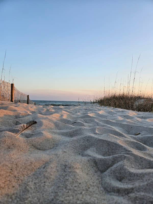 Public Beach Access(No Parking) - Image 2
