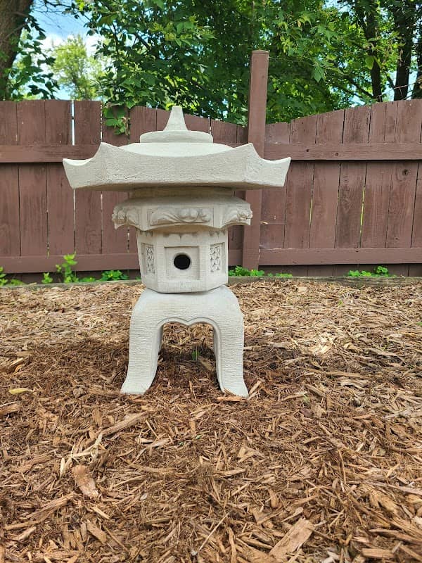 Deer Creek Statues - Image 2