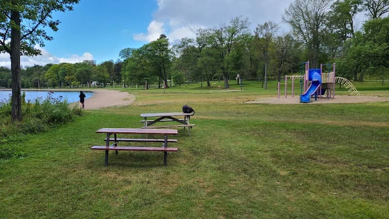 Little Lake Park - Image 2