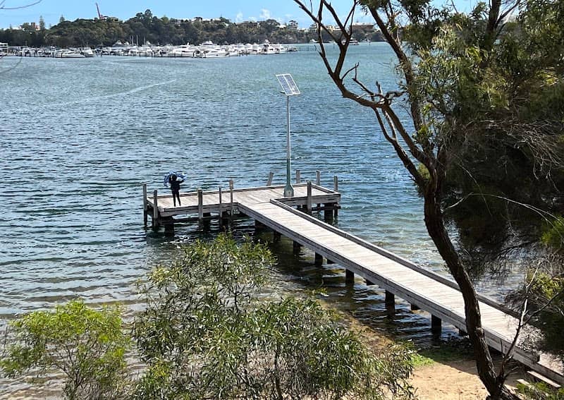 Minim Cove Park - Image 1