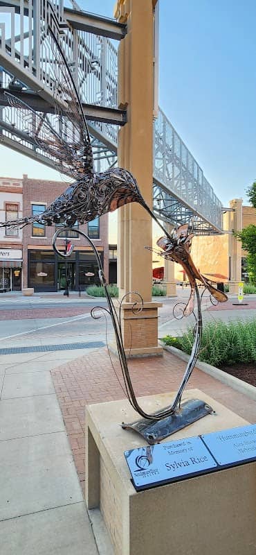 "Humingbird" Sculpture - Image 2