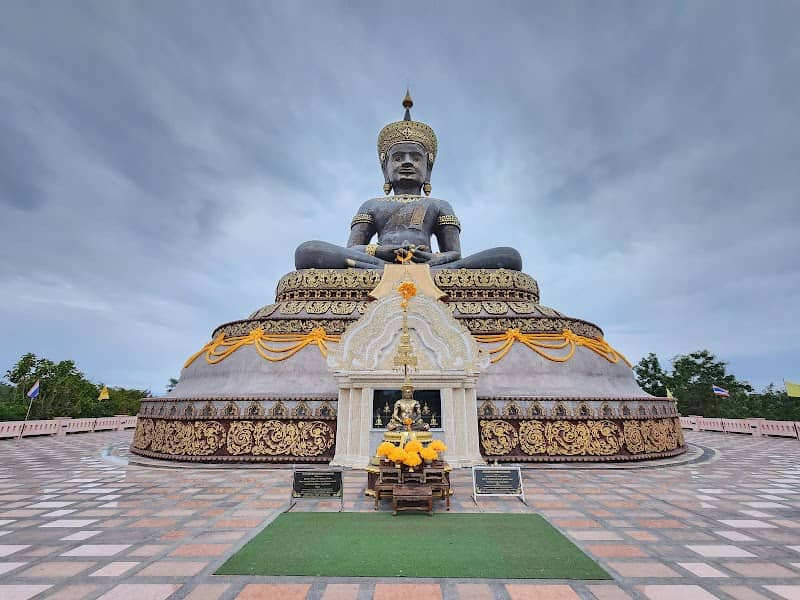 Phetchabun Buddhist Park - Image 1