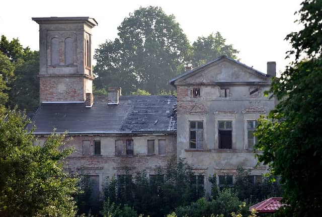 Pałac - Image 1