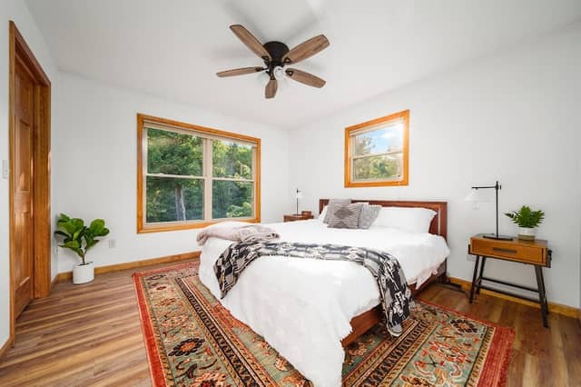 Firefly Lodge - Image 1
