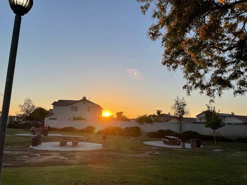 Vista Lomas Park - Image 2