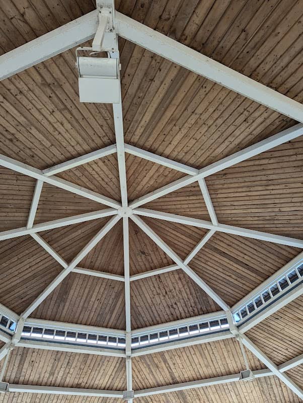 Whitehouse Gazebo - Image 2