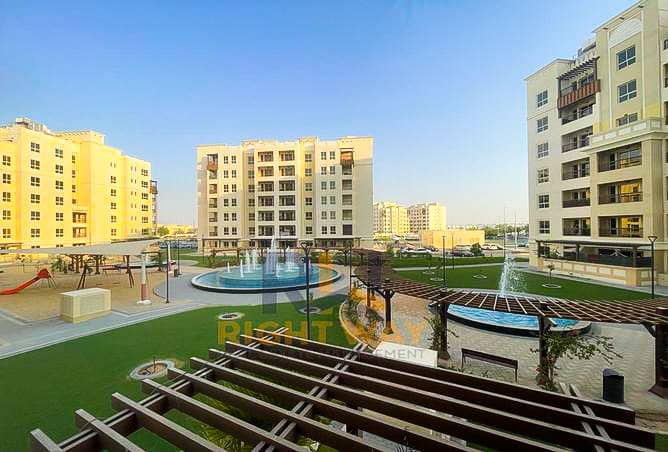 Bawabat Al Sharq Residental Fountain - Image 1