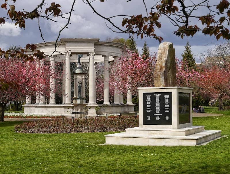 Alexandra Gardens - Image 2