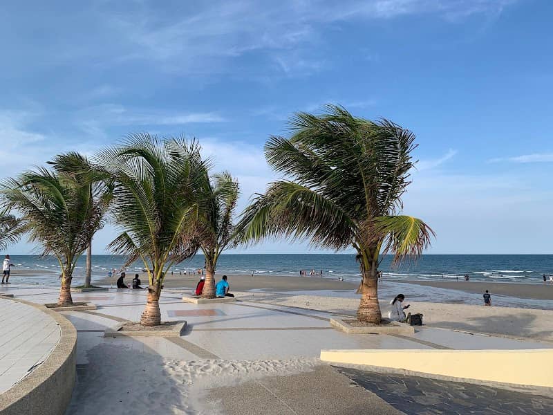 Hua Hin Queen's Park - Image 1