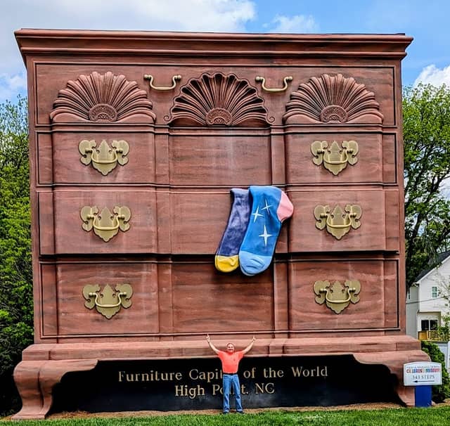 World's Largest Chest of Drawers - Image 1
