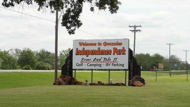 Independence Park - Image 1