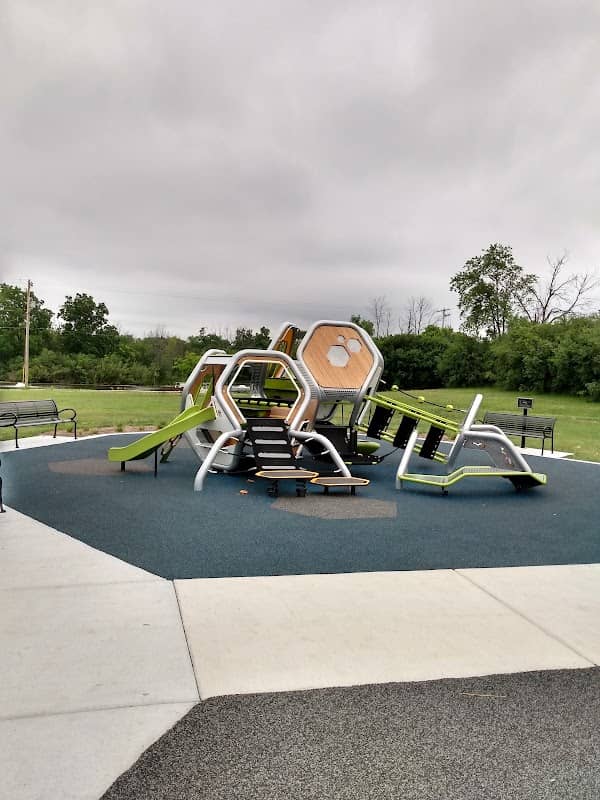 Lions Park - Image 3