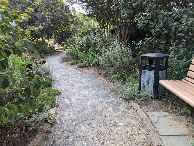 Trailside park - Image 2
