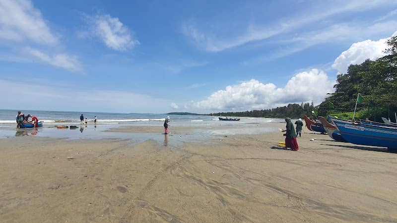 Beach entrance south - Image 1