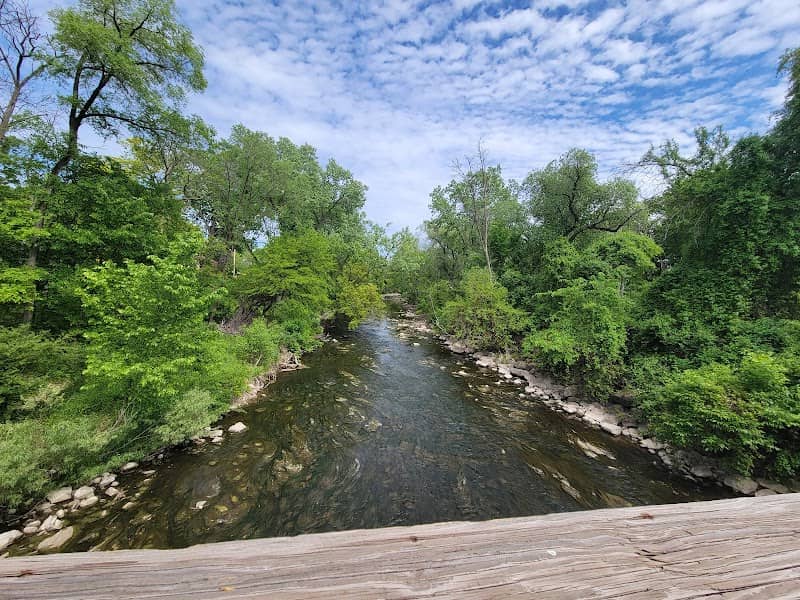 Hoyt Park - Image 1
