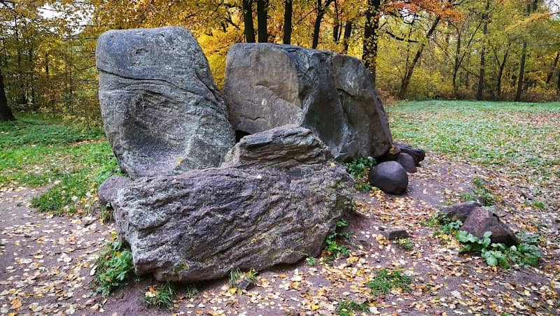 Petrovskiy Park - Image 1