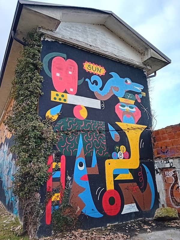 House Murales - Image 1