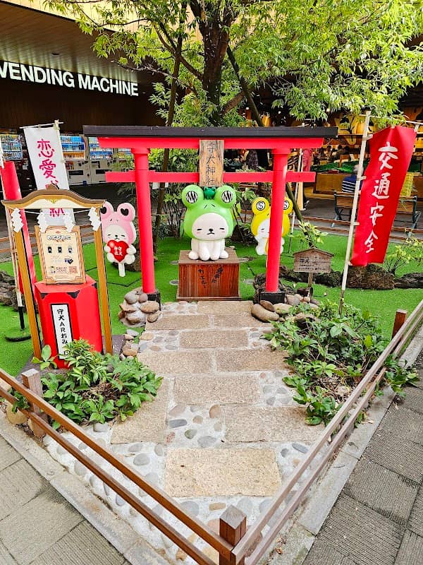 守犬神社 - Image 1