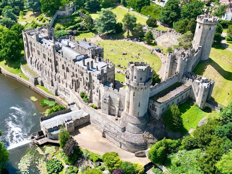 Warwick Castle - Image 3