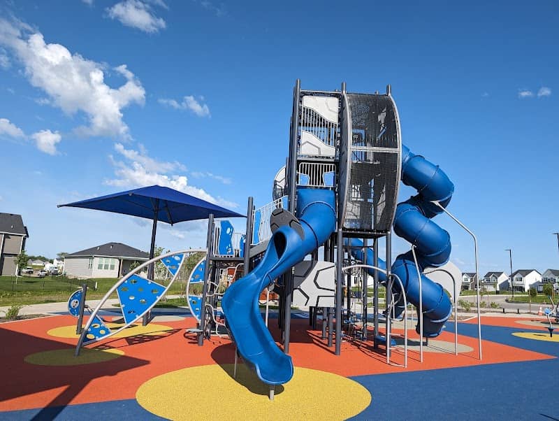 Stratford Crossing Park - Image 1