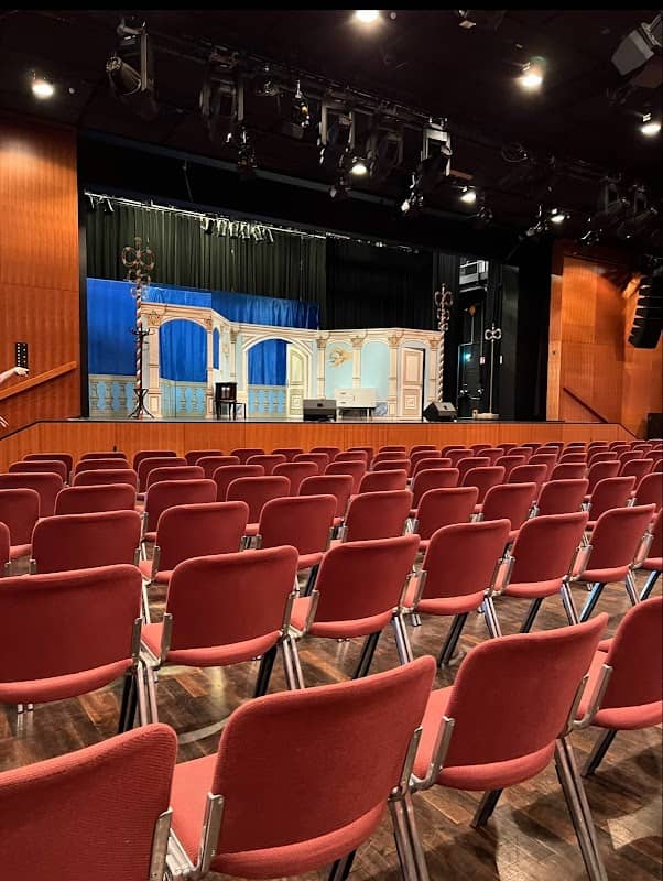 Stadthalle Langen - Image 1