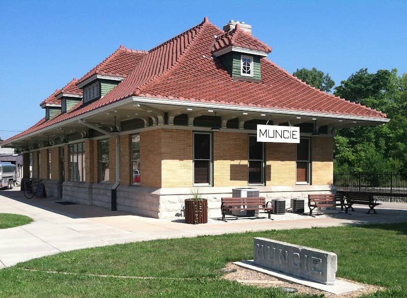 Cardinal Greenway Muncie Depot Trailhead - Image 1