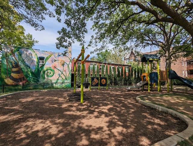 DeMun Park - Image 2
