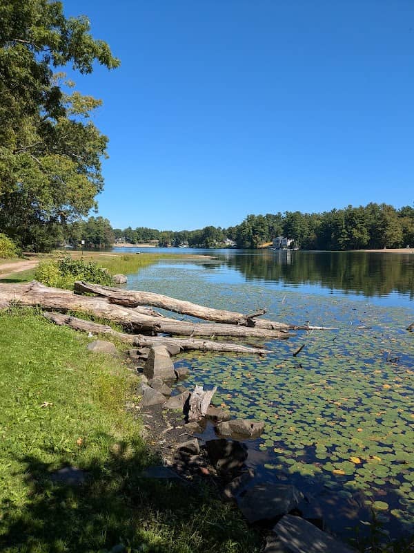Hampton Pond Car Park Area - Image 1