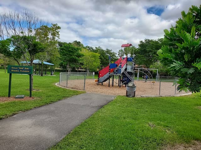 Lakeview Park - Image 1