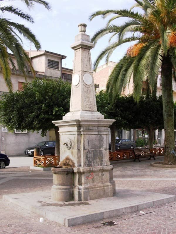 Fontana della Piazzetta - Image 1