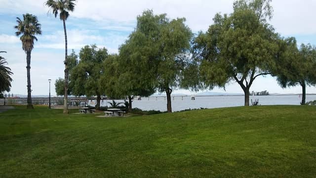 Riverview Park - Image 1