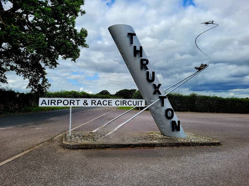 Thruxton Circuit Signpost - Image 1