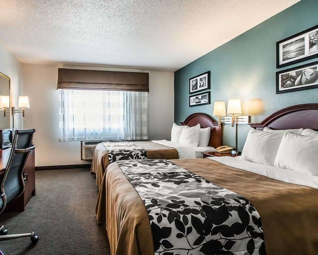 Sleep Inn & Suites Mount Vernon - Image 2