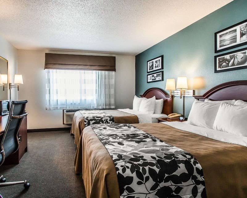 Sleep Inn & Suites Mount Vernon - Image 2