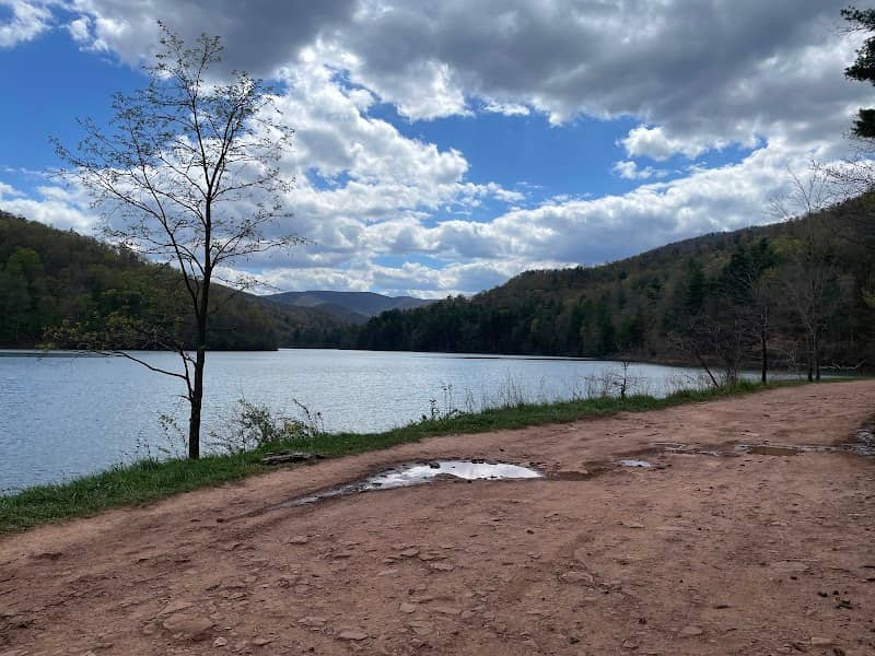 Switzer Lake Boat Launch - Image 1