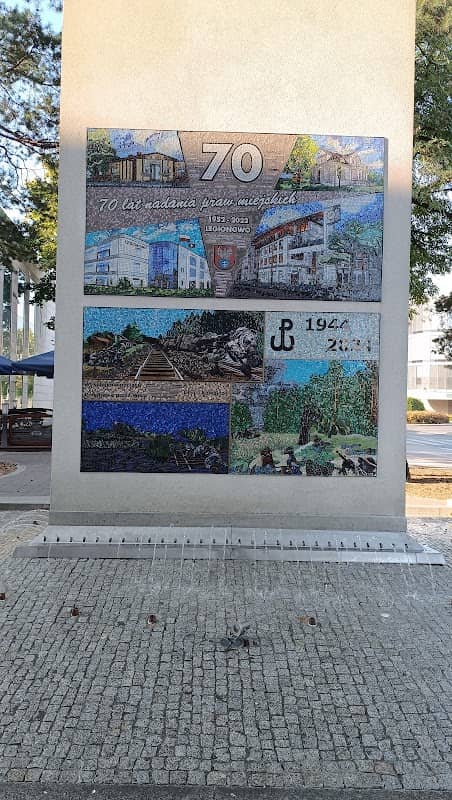 Mozaika przy Urzędzie Miasta Legionowo - Image 1