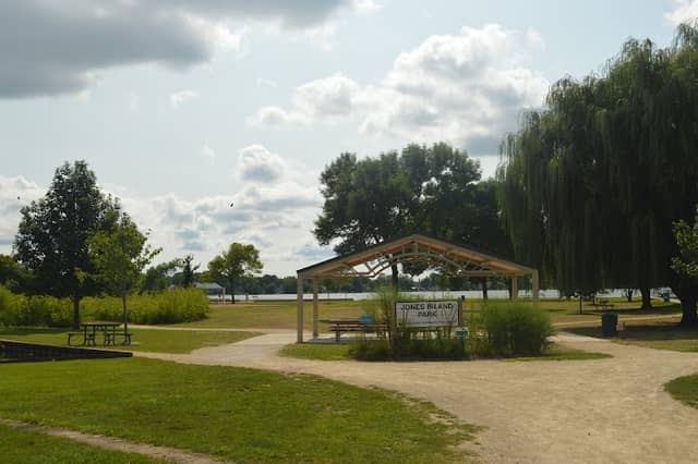 Jones Island Park - Image 1